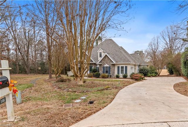 108 Candor Oaks, New London, NC 28127