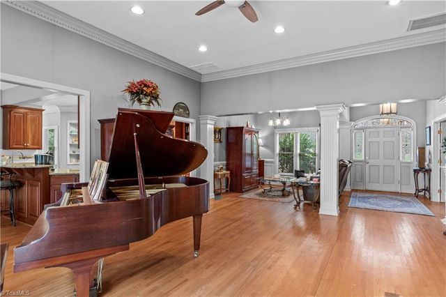 108 Candor Oaks, New London, NC 28127