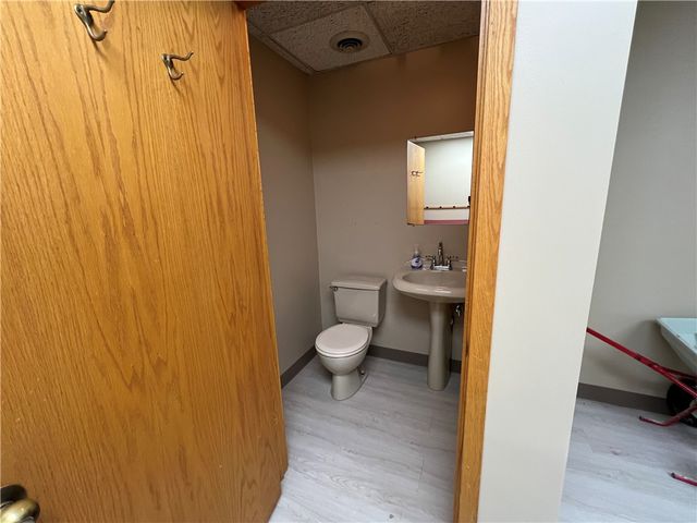 155 Mt Pleasant Rd, South Huntingdon, PA 15089