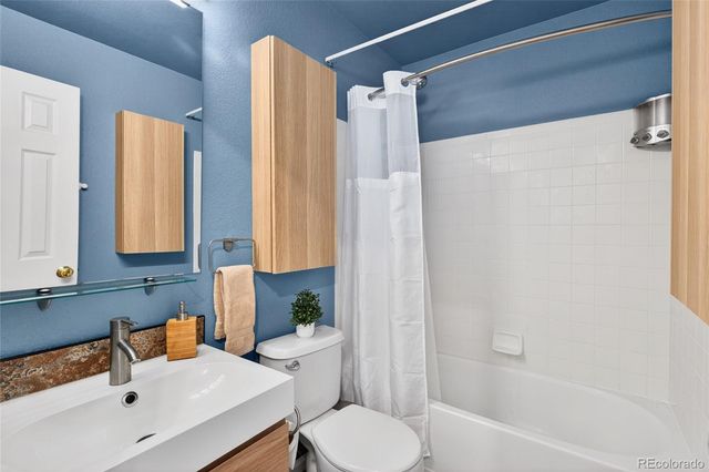 747 Sparrow Hawk Drive, Highlands Ranch, CO 80129