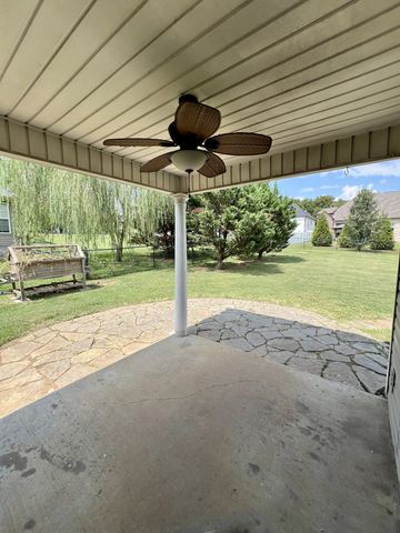 1236 Crescent Ridge Dr, Murfreesboro, TN 37128