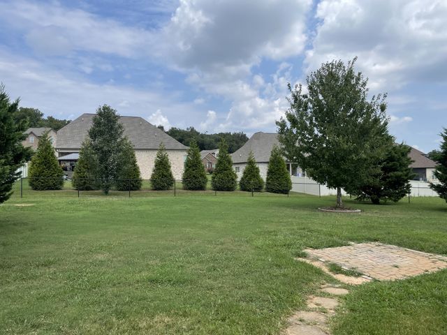1236 Crescent Ridge Dr, Murfreesboro, TN 37128