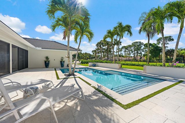 12 Alston Road, Palm Beach Gardens, FL 33418
