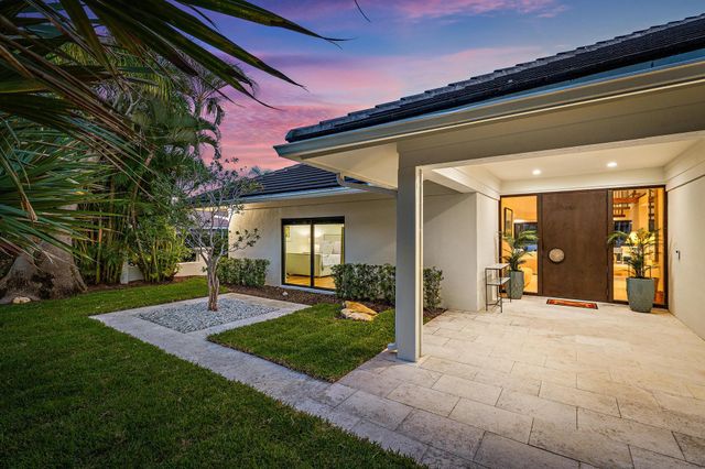 12 Alston Road, Palm Beach Gardens, FL 33418
