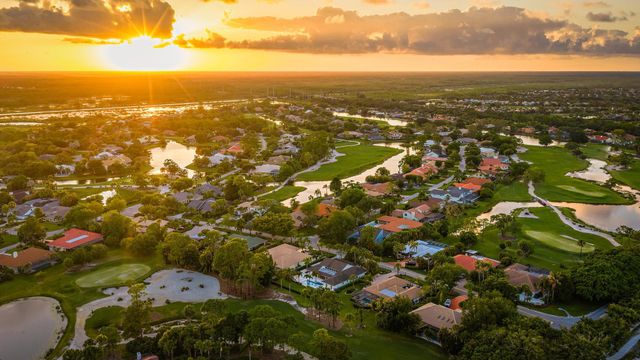 12 Alston Road, Palm Beach Gardens, FL 33418