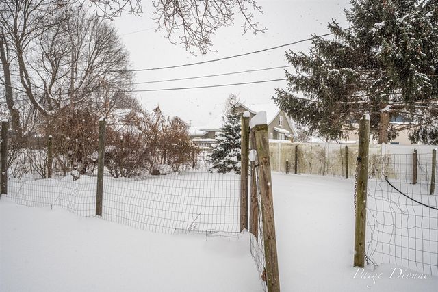 32 W Main Avenue, Zeeland, MI 49464