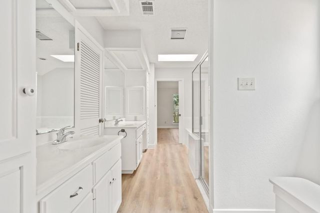 10504 Loring DR, Austin, TX 78750