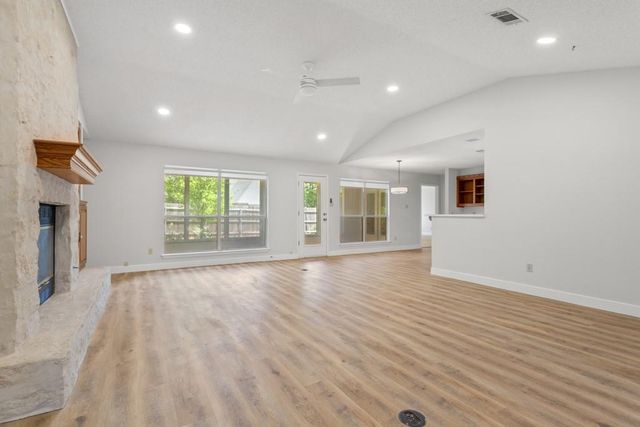 10504 Loring DR, Austin, TX 78750