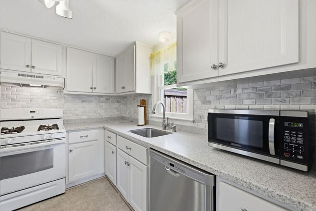52 Arrowhead Drive, Yarmouth Port, MA 02675