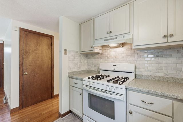 52 Arrowhead Drive, Yarmouth Port, MA 02675