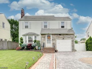 126 Bender Ave, Roselle Park Boro, NJ 07204