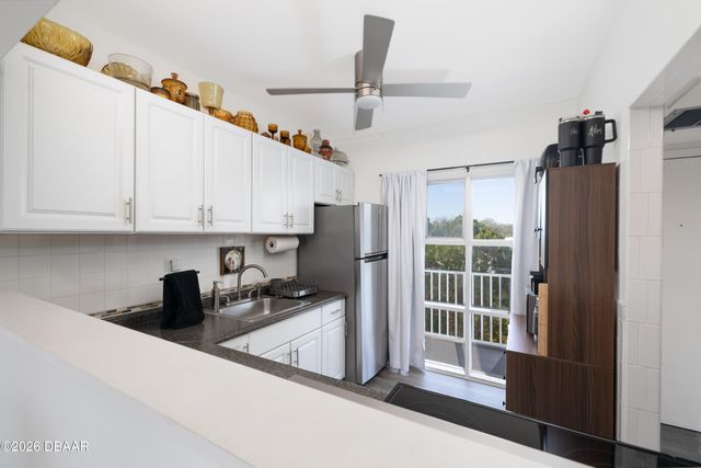 717 S Beach St Apt 303C, Daytona Beach, FL 32114