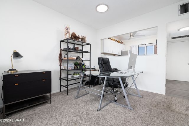 717 S Beach St Apt 303C, Daytona Beach, FL 32114