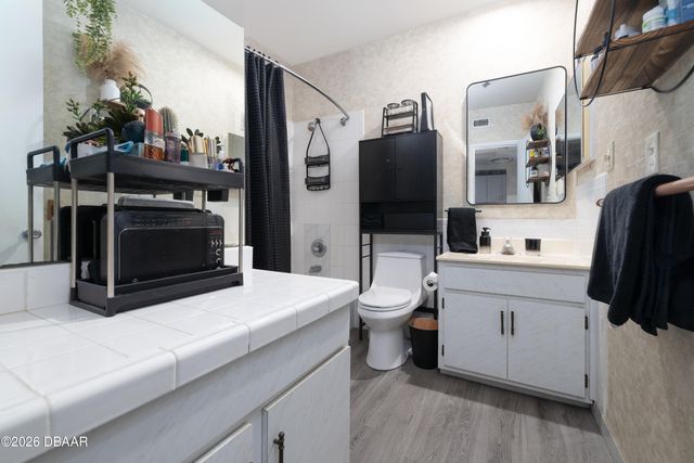 717 S Beach St Apt 303C, Daytona Beach, FL 32114