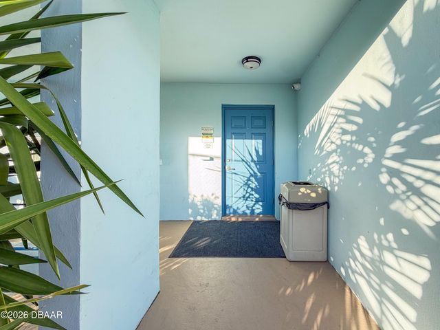 717 S Beach St Apt 303C, Daytona Beach, FL 32114