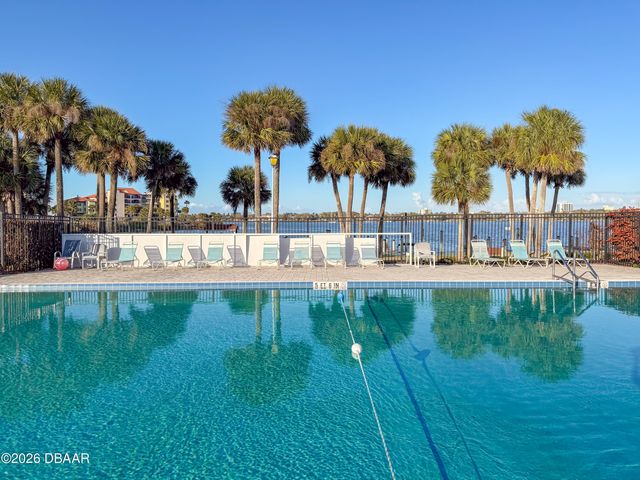 717 S Beach St Apt 303C, Daytona Beach, FL 32114