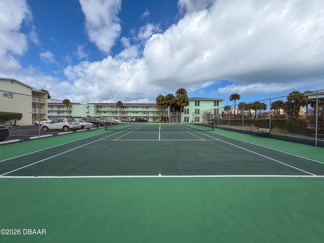 717 S Beach St Apt 303C, Daytona Beach, FL 32114
