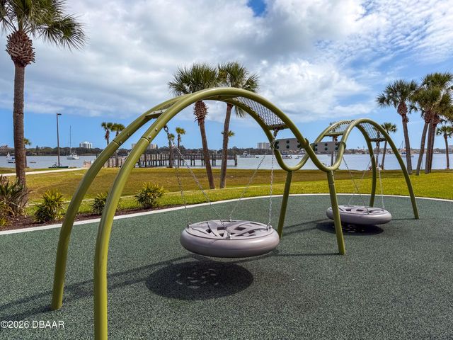 717 S Beach St Apt 303C, Daytona Beach, FL 32114