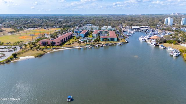 717 S Beach St Apt 303C, Daytona Beach, FL 32114