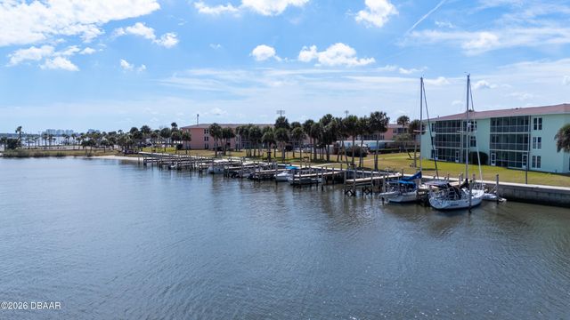 717 S Beach St Apt 303C, Daytona Beach, FL 32114