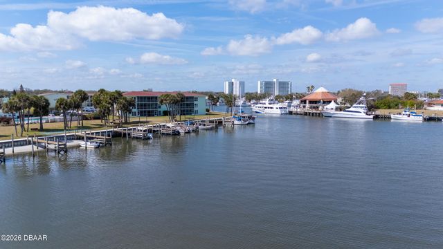 717 S Beach St Apt 303C, Daytona Beach, FL 32114