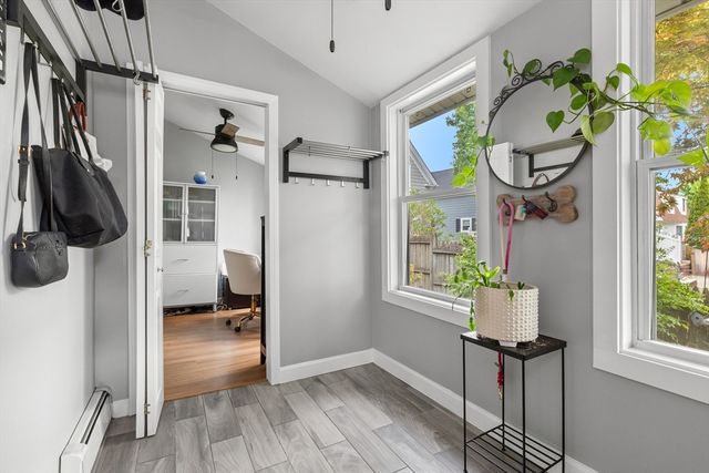 9 Elm Ct, Andover, MA 01810