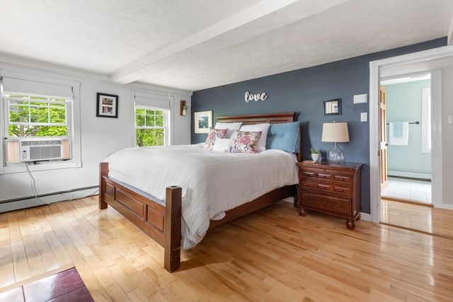 9 Elm Ct, Andover, MA 01810