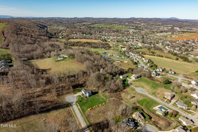 1579 Becky Drive, Johnson City, TN 37601