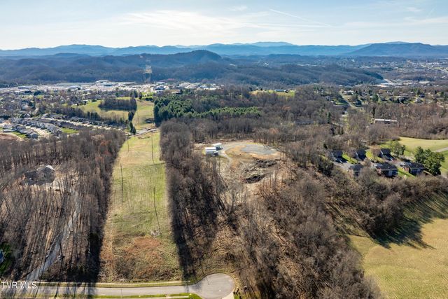 1579 Becky Drive, Johnson City, TN 37601