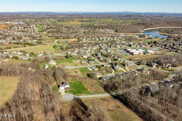 1579 Becky Drive, Johnson City, TN 37601