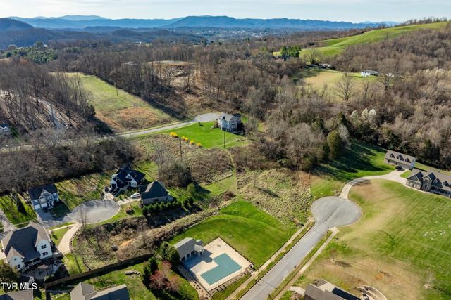 1579 Becky Drive, Johnson City, TN 37601