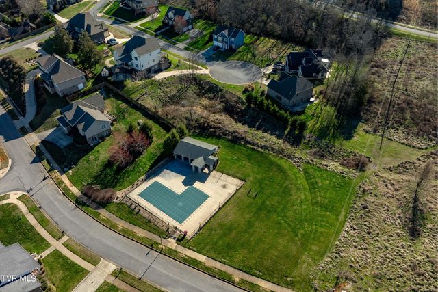 1579 Becky Drive, Johnson City, TN 37601