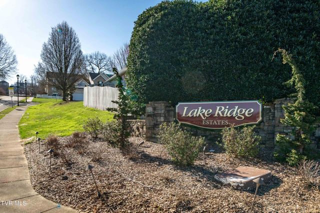 1579 Becky Drive, Johnson City, TN 37601