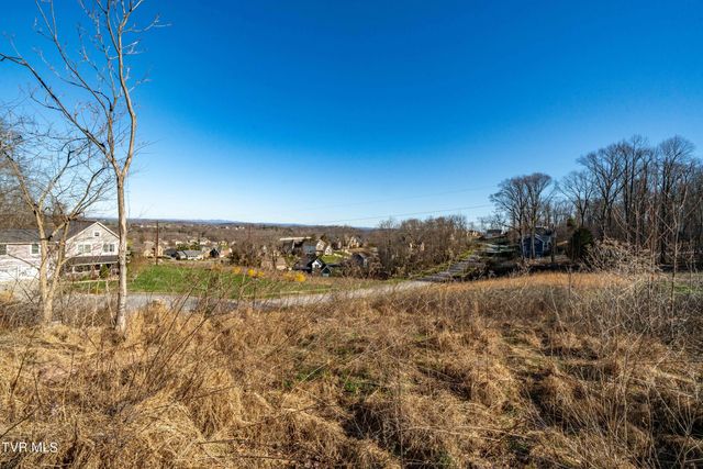 1579 Becky Drive, Johnson City, TN 37601