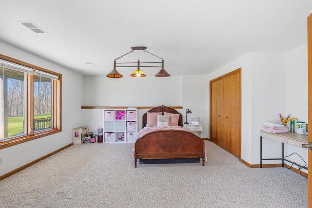 214 Concord DRIVE, Sheboygan Falls, WI 53085