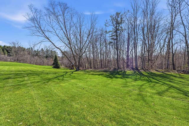 214 Concord DRIVE, Sheboygan Falls, WI 53085