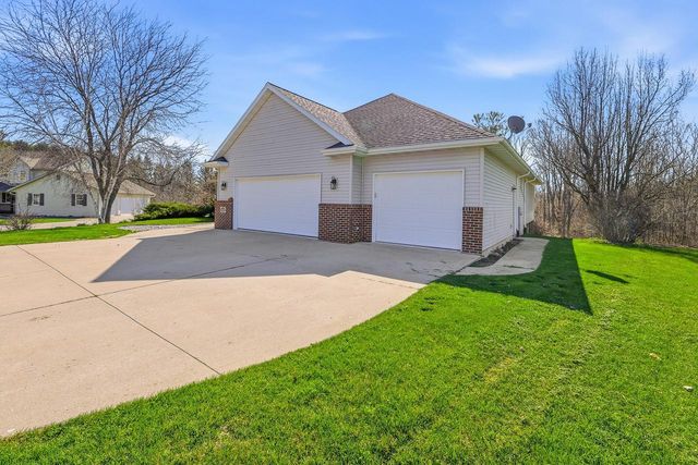 214 Concord DRIVE, Sheboygan Falls, WI 53085