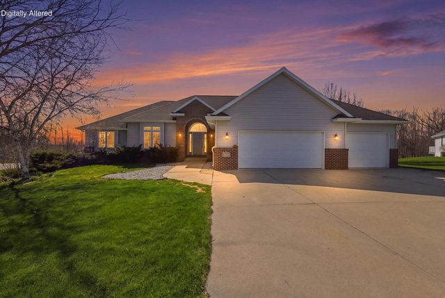 214 Concord DRIVE, Sheboygan Falls, WI 53085