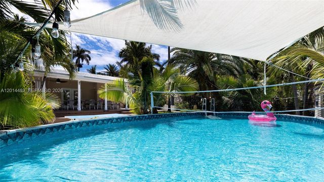 701 Hollywood Boulevard, Hollywood, FL 33019