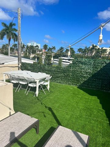 701 Hollywood Boulevard, Hollywood, FL 33019