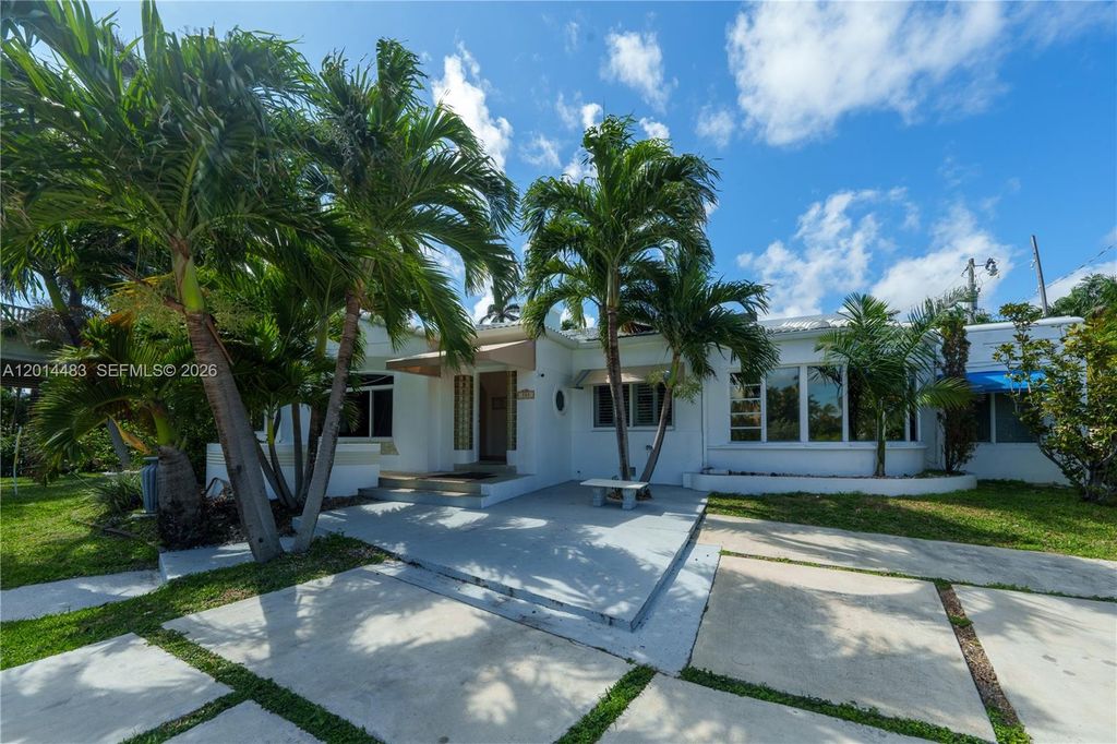 701 Hollywood Boulevard, Hollywood, FL 33019