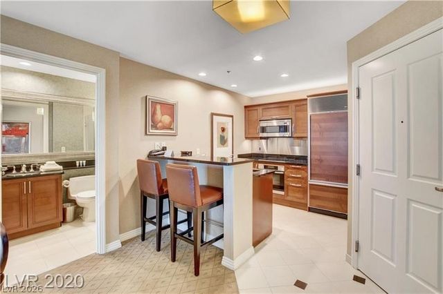 125 East Harmon Avenue 1620, Las Vegas, NV 89109