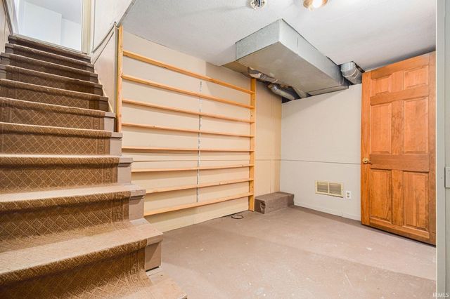 1002 S 13th Street, Goshen, IN 46526