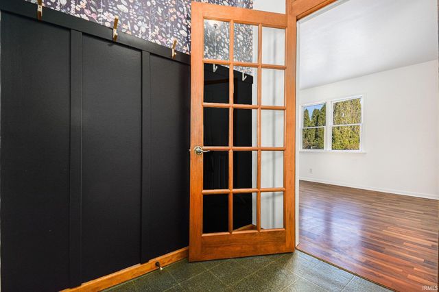 1002 S 13th Street, Goshen, IN 46526