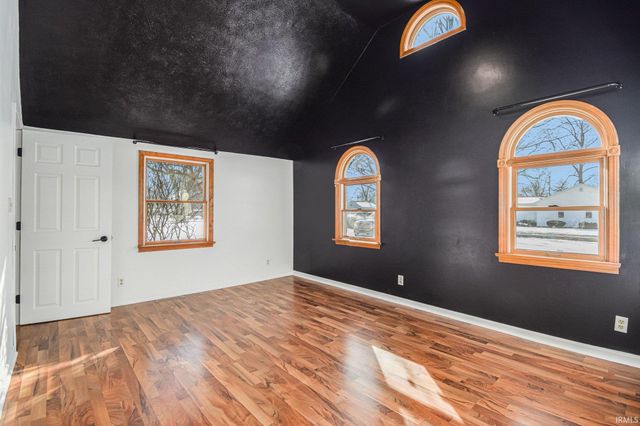 1002 S 13th Street, Goshen, IN 46526