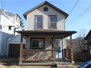 516 Oneida St, Monessen, PA 15062