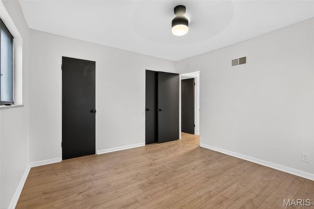 843 Reavis Barracks Road, St Louis, MO 63125