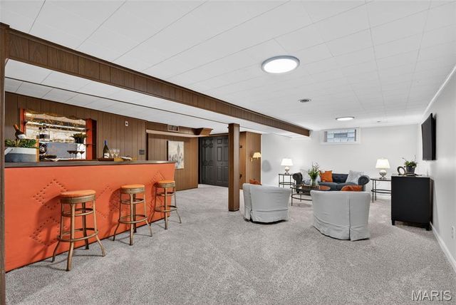 843 Reavis Barracks Road, St Louis, MO 63125