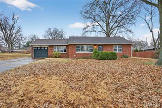 843 Reavis Barracks Road, St Louis, MO 63125