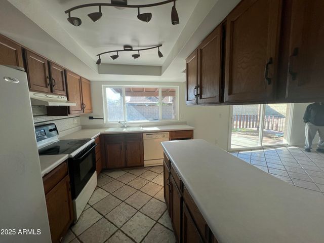 4147 W DIANA Avenue, Phoenix, AZ 85051